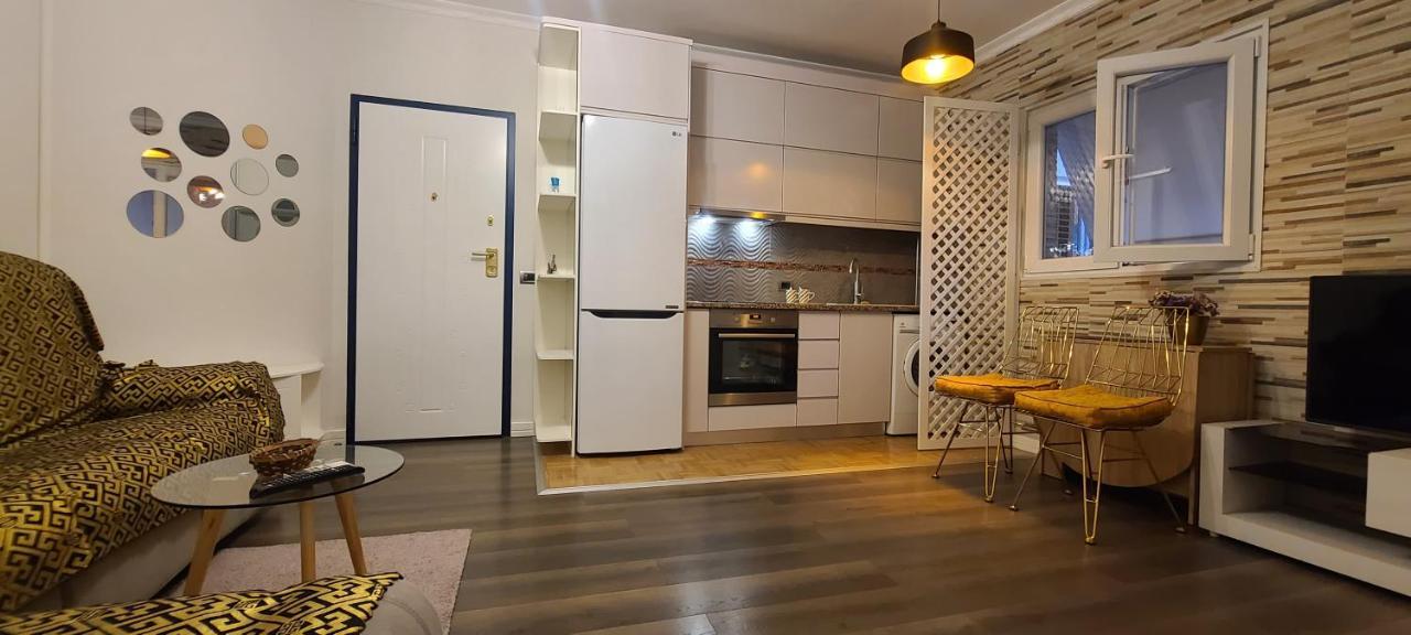 Oro Apartments Τίρανα Εξωτερικό φωτογραφία